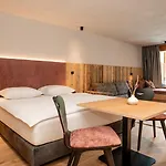 Hotel Dorfer 3*