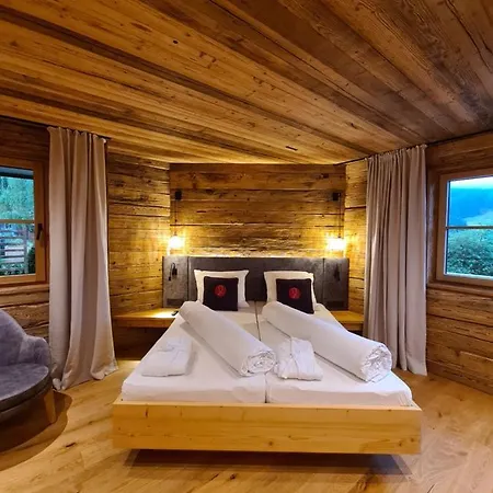 Dorfer Hotel 3*