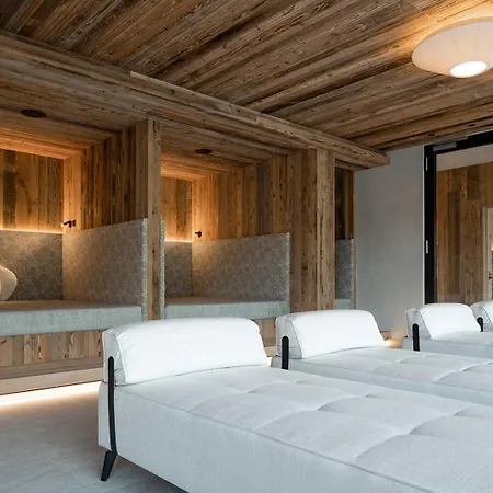 Dorfer Hotel 3*