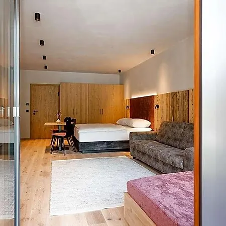 Dorfer Hotel