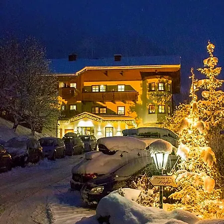 Dorfer Hotel 3*
