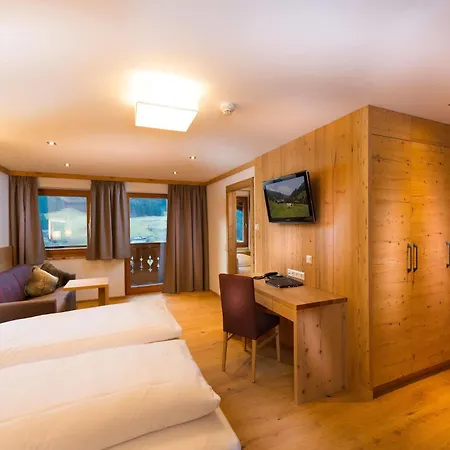Dorfer Hotel
