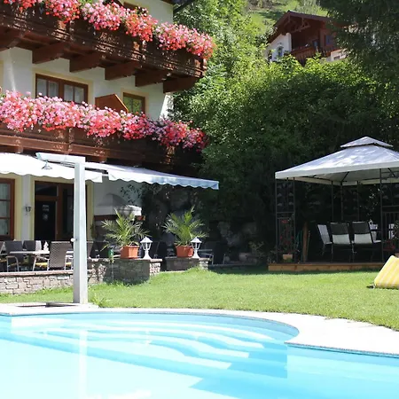 Dorfer Hotel 3*
