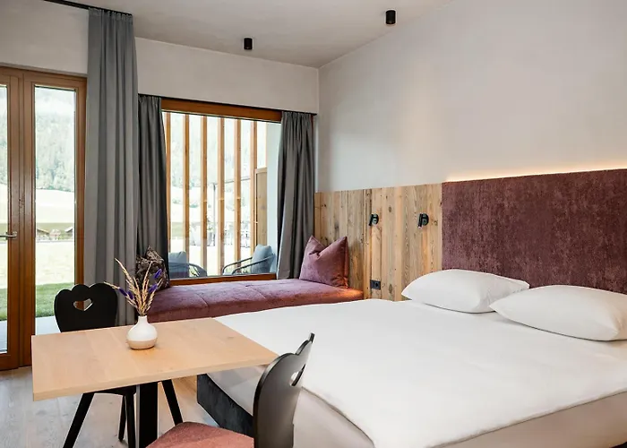 Dorfer Hotel 3*