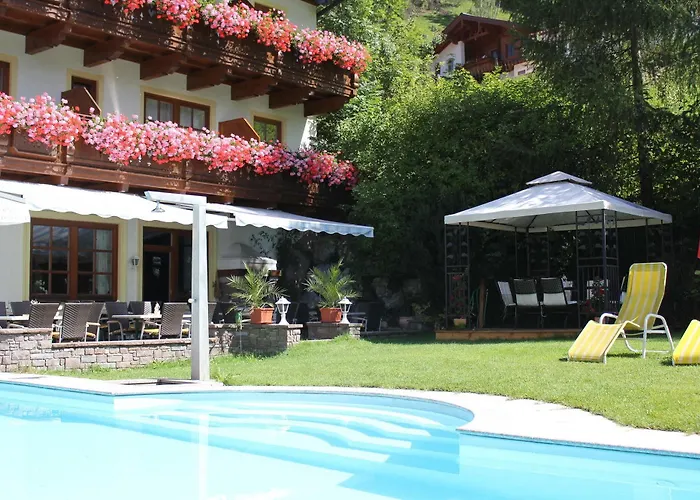 Dorfer Hotel 3*